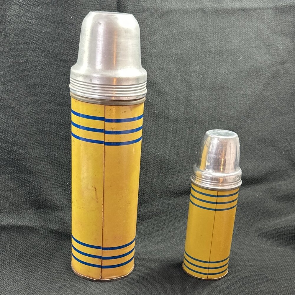 Vintage Belknap Blue Grass Themos (Set of 2) - Picture 5 of 10